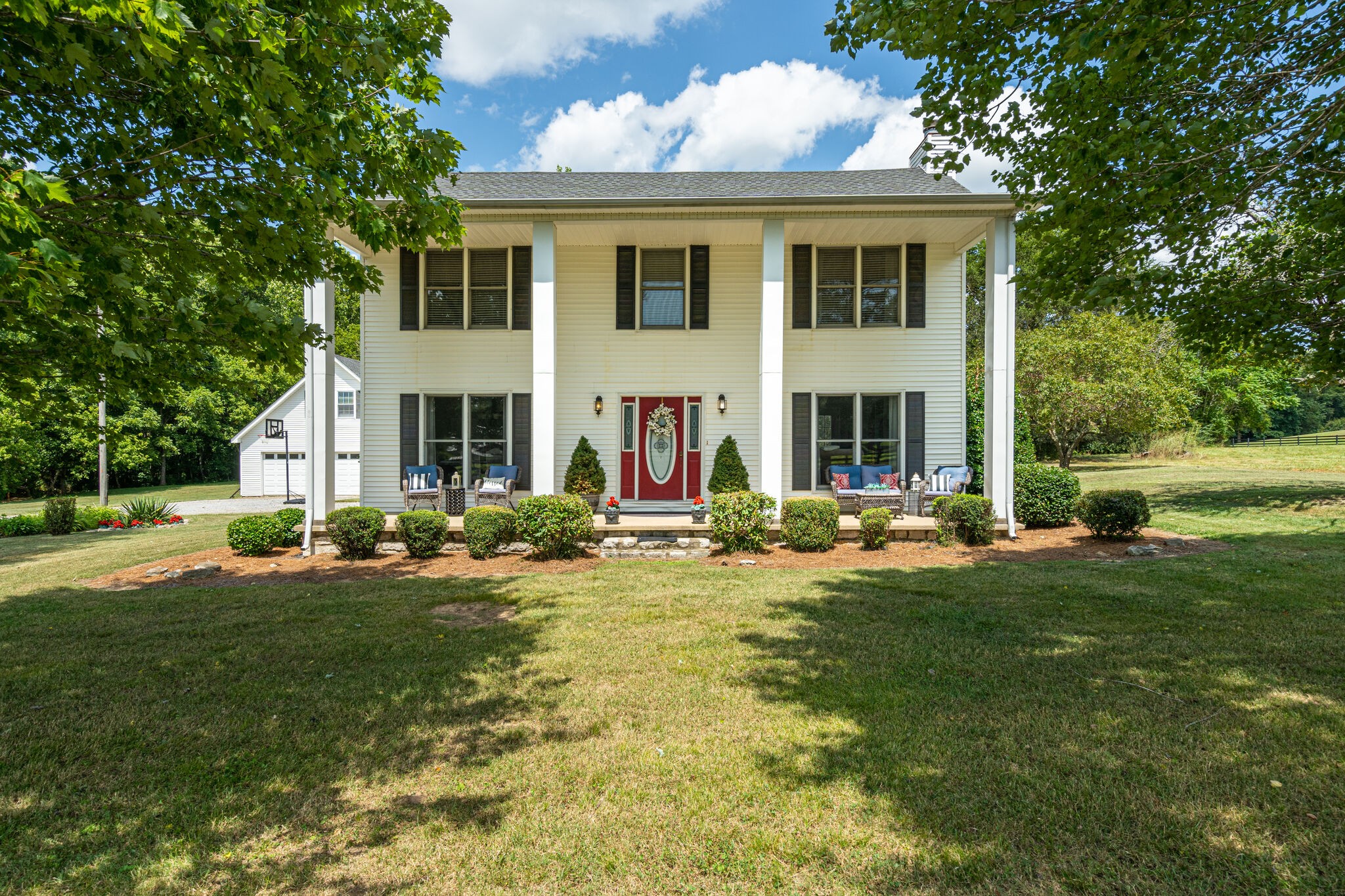 1815 Turkey Creek Road Dickson TN 37055
