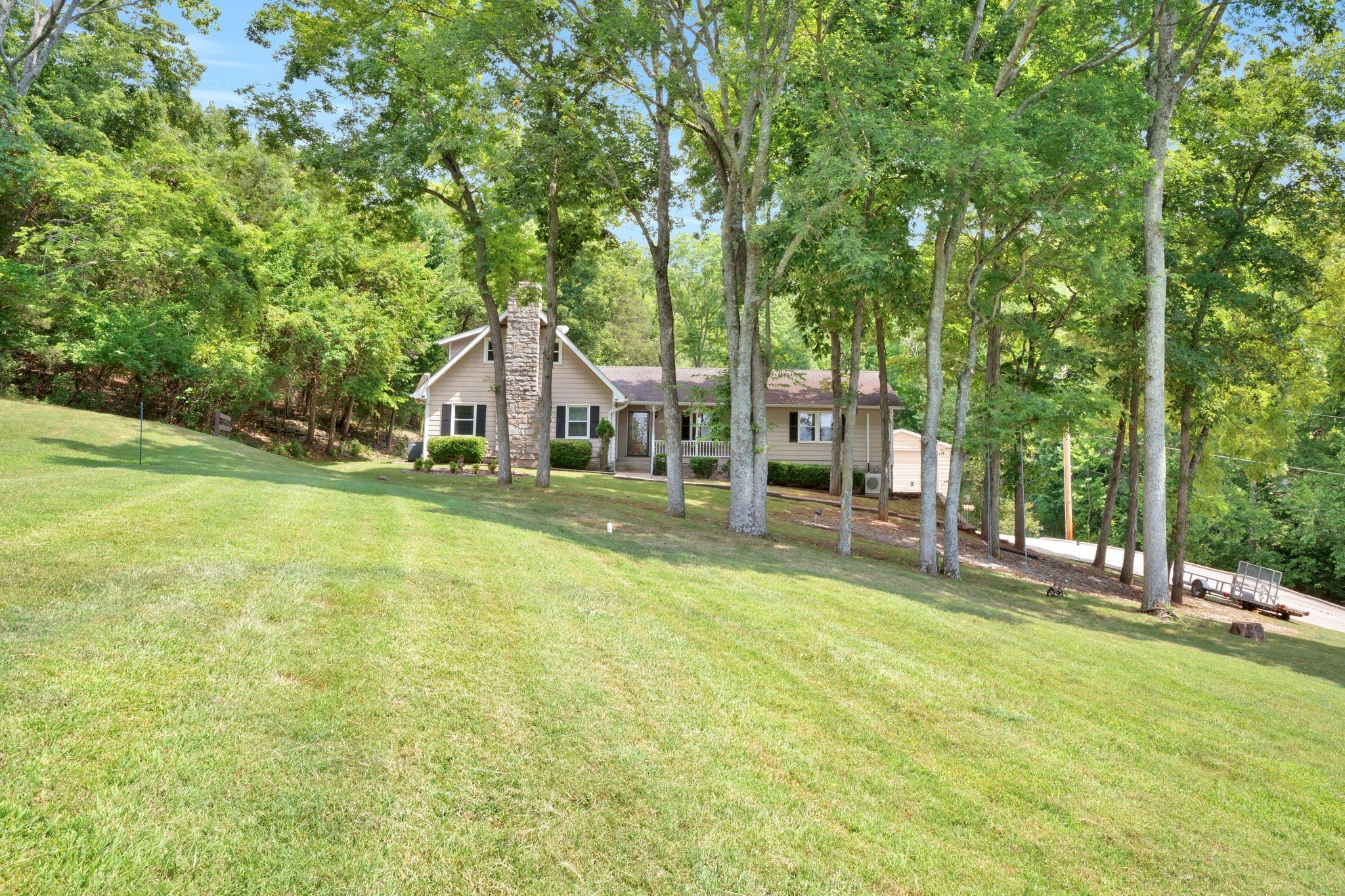 1057 Hillview Drive Hendersonville TN 37075