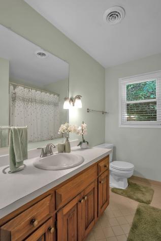 1057 Hillview Drive Hendersonville TN 37075