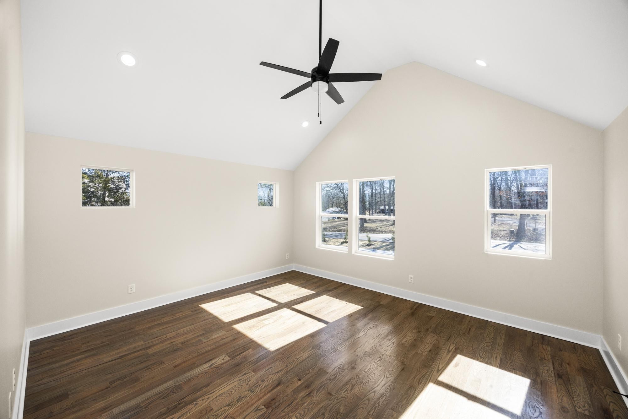 449 Sandhill Road La Vergne TN 37086