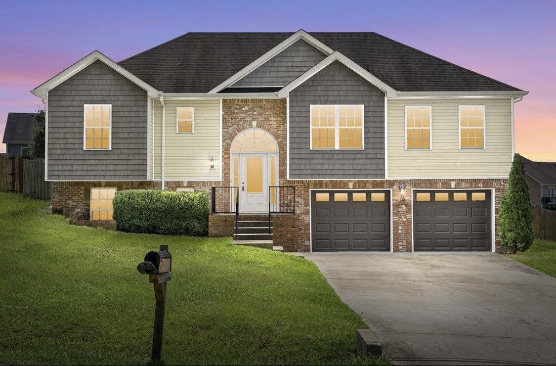 2204 Allen Griffey Road Clarksville TN 37042