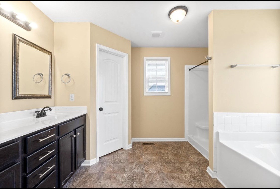 2204 Allen Griffey Road Clarksville TN 37042