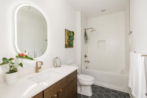 1208B Mcgavock Pike Nashville TN 37216