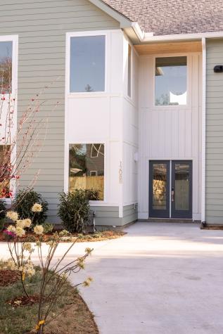 1208B Mcgavock Pike Nashville TN 37216