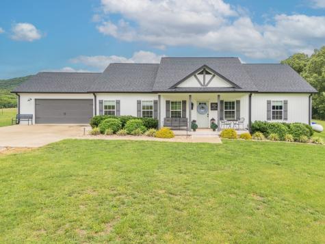 242 Plunkett Creek Road Gordonsville TN 38563