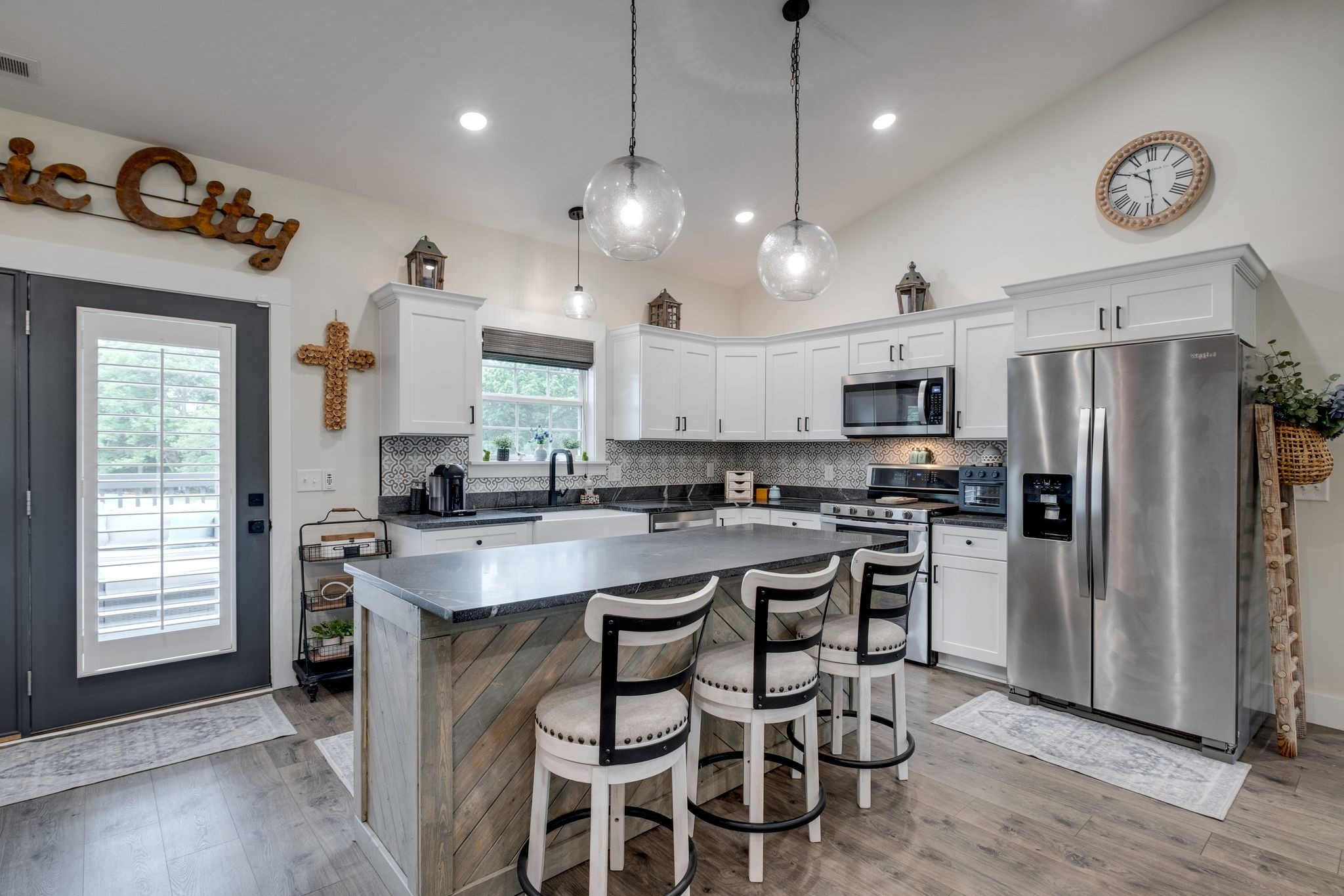 242 Plunkett Creek Road Gordonsville TN 38563