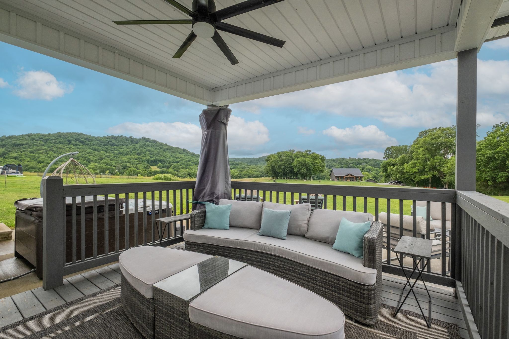 242 Plunkett Creek Road Gordonsville TN 38563