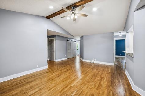 223 Valley Drive Columbia TN 38401