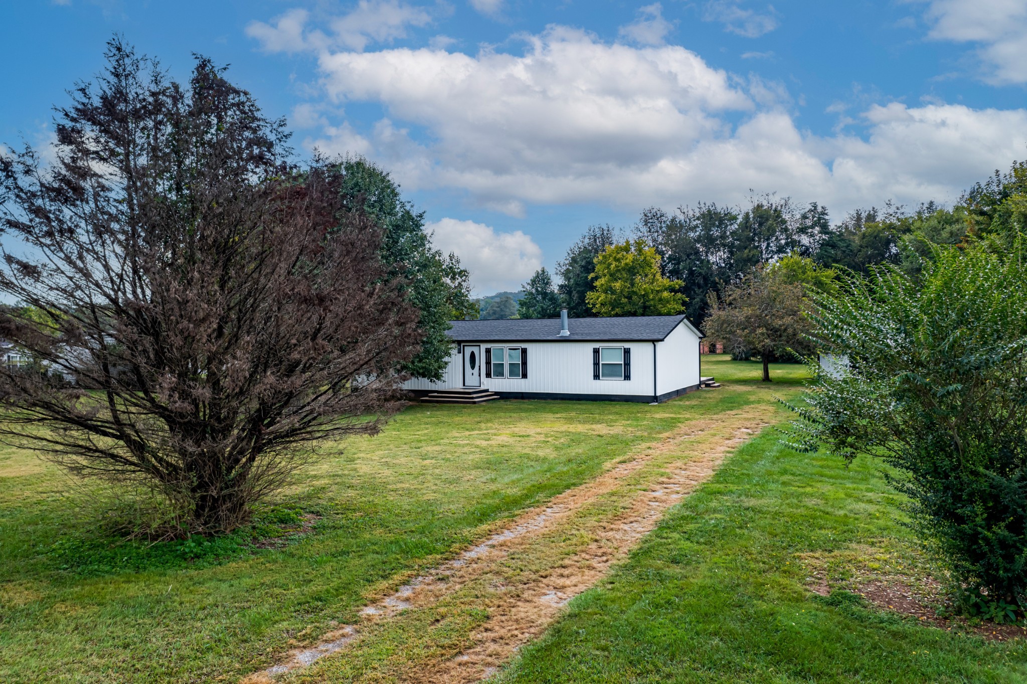 5071 Shelbyville Road Mcminnville TN 37110
