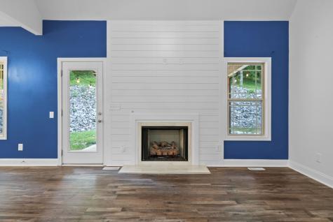 6466 Highway 48, N Cumberland Furnace TN 37051