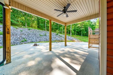 6466 Highway 48, N Cumberland Furnace TN 37051
