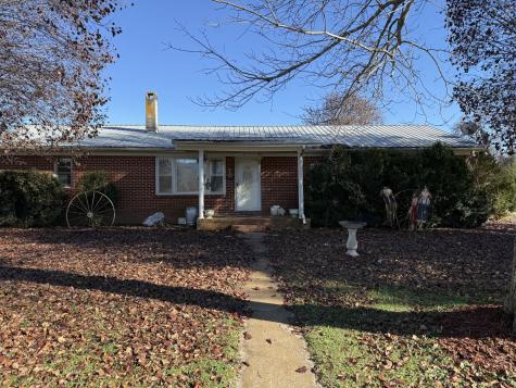 5172 Sr 50 Pelham TN 37366