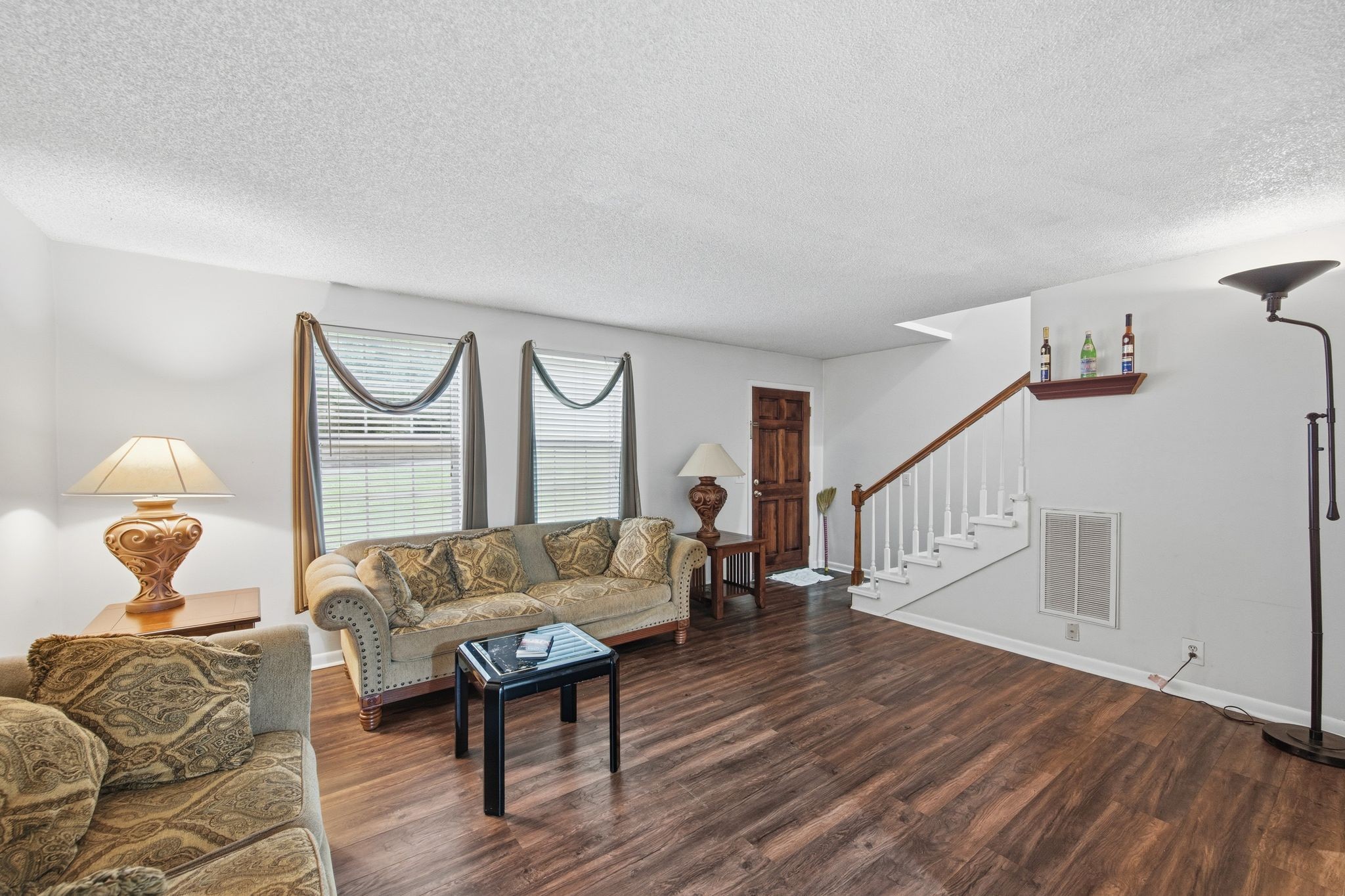 5515 Country Drive Nashville TN 37211