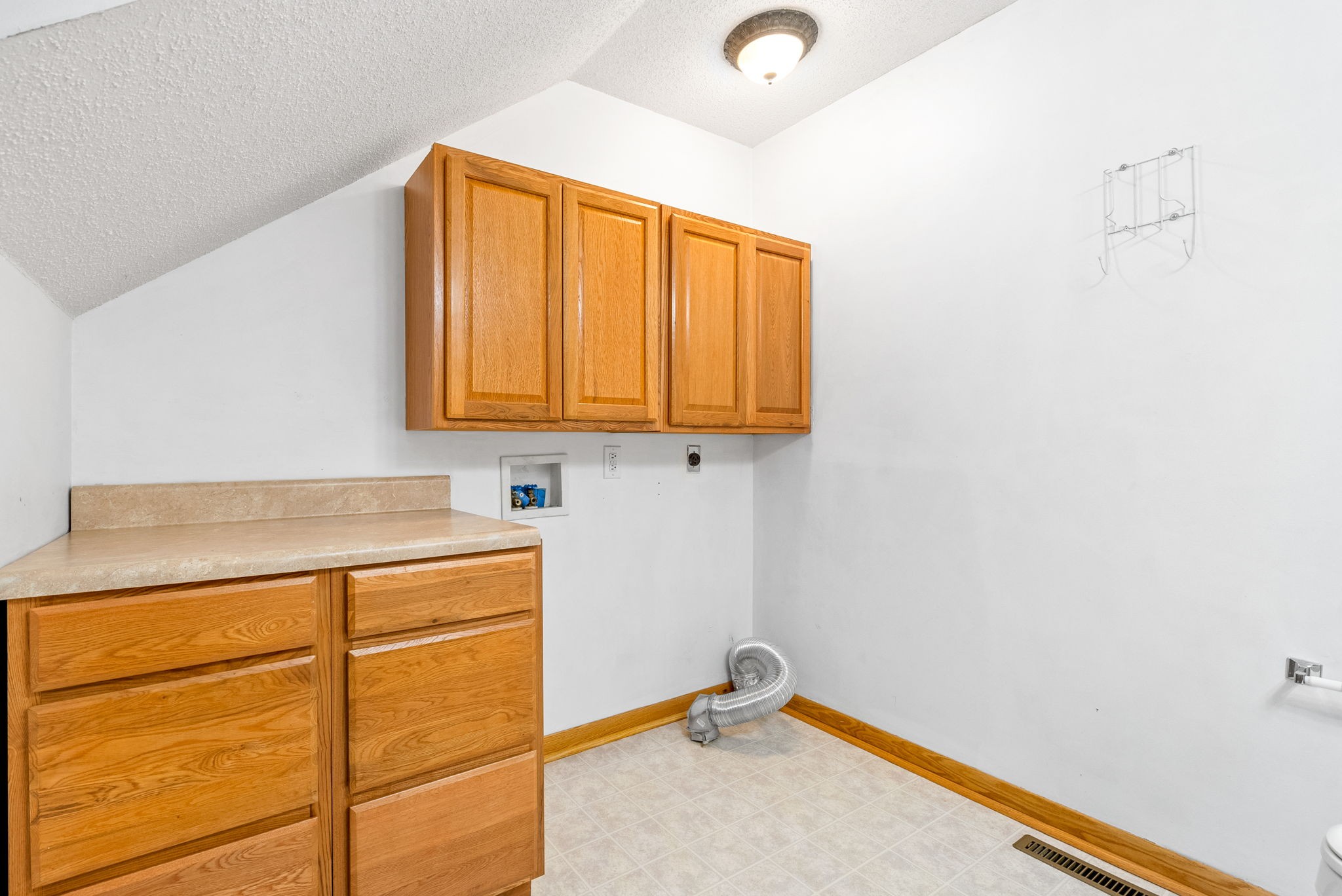 432 Cyprus Court Clarksville TN 37040