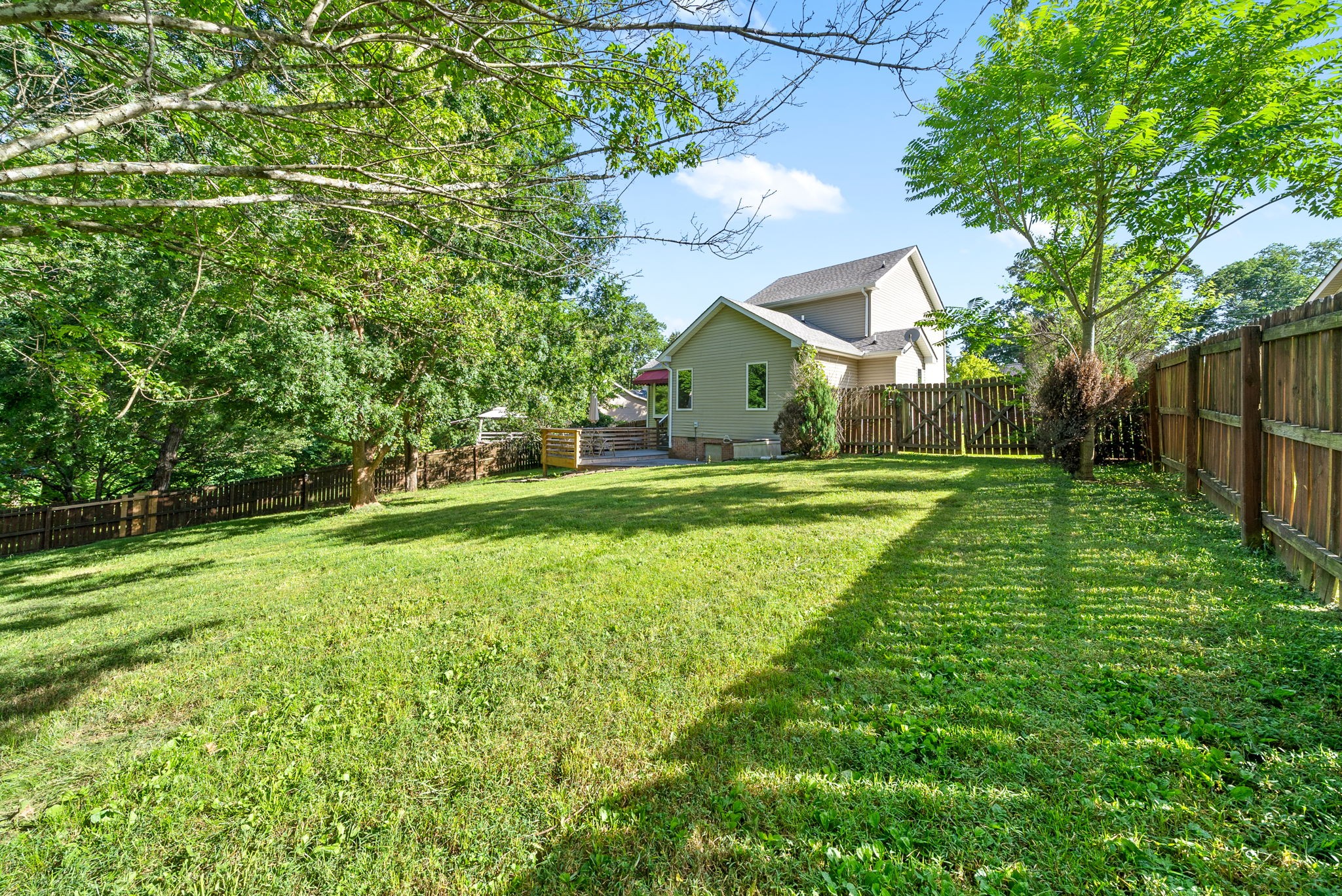 432 Cyprus Court Clarksville TN 37040