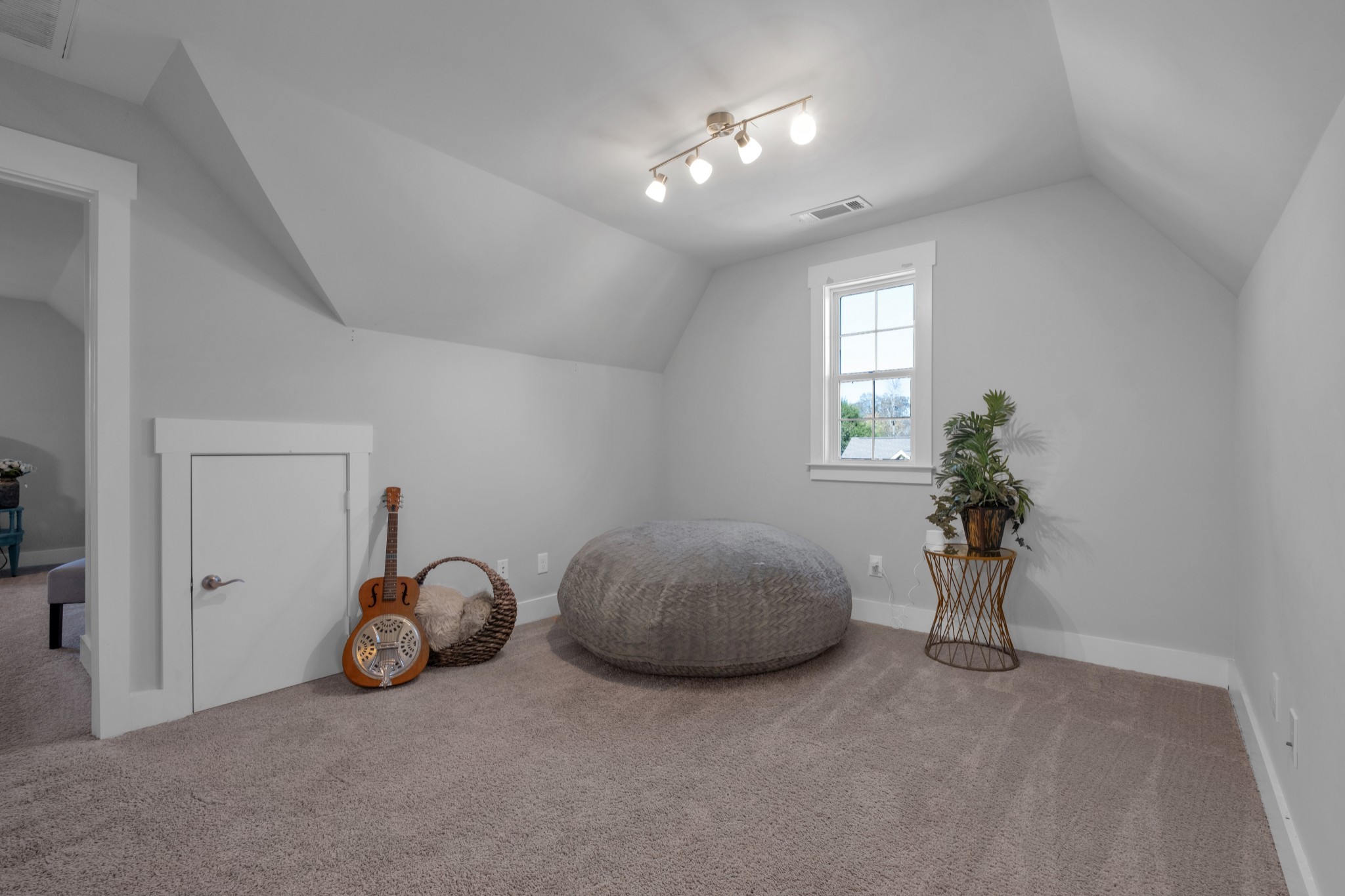 1728 Woodland Pointe Drive Nashville TN 37214