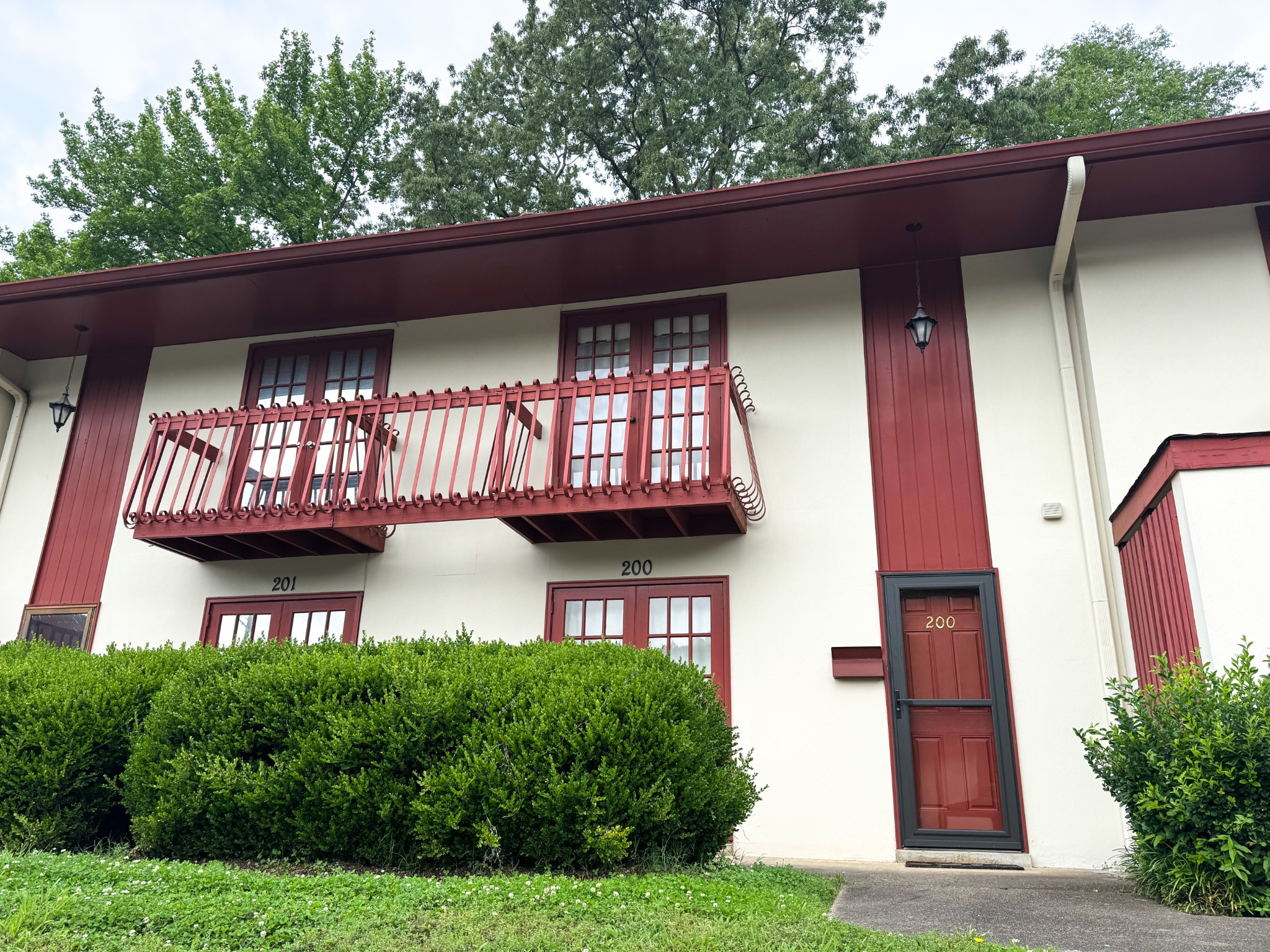 214 Old Hickory Boulevard Nashville TN 37221