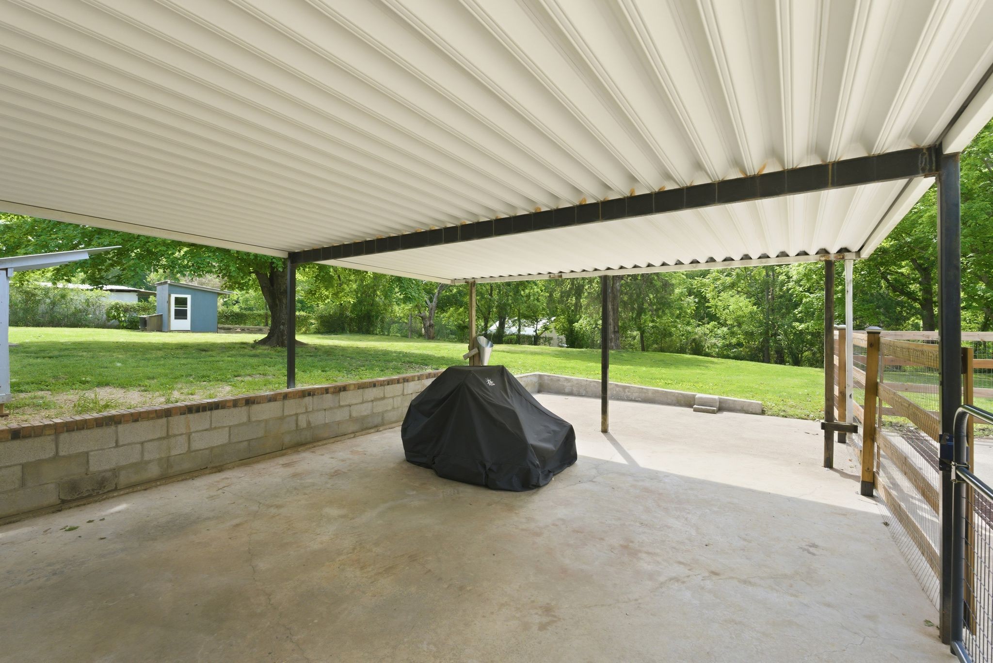 10143 Black Street Lyles TN 37098