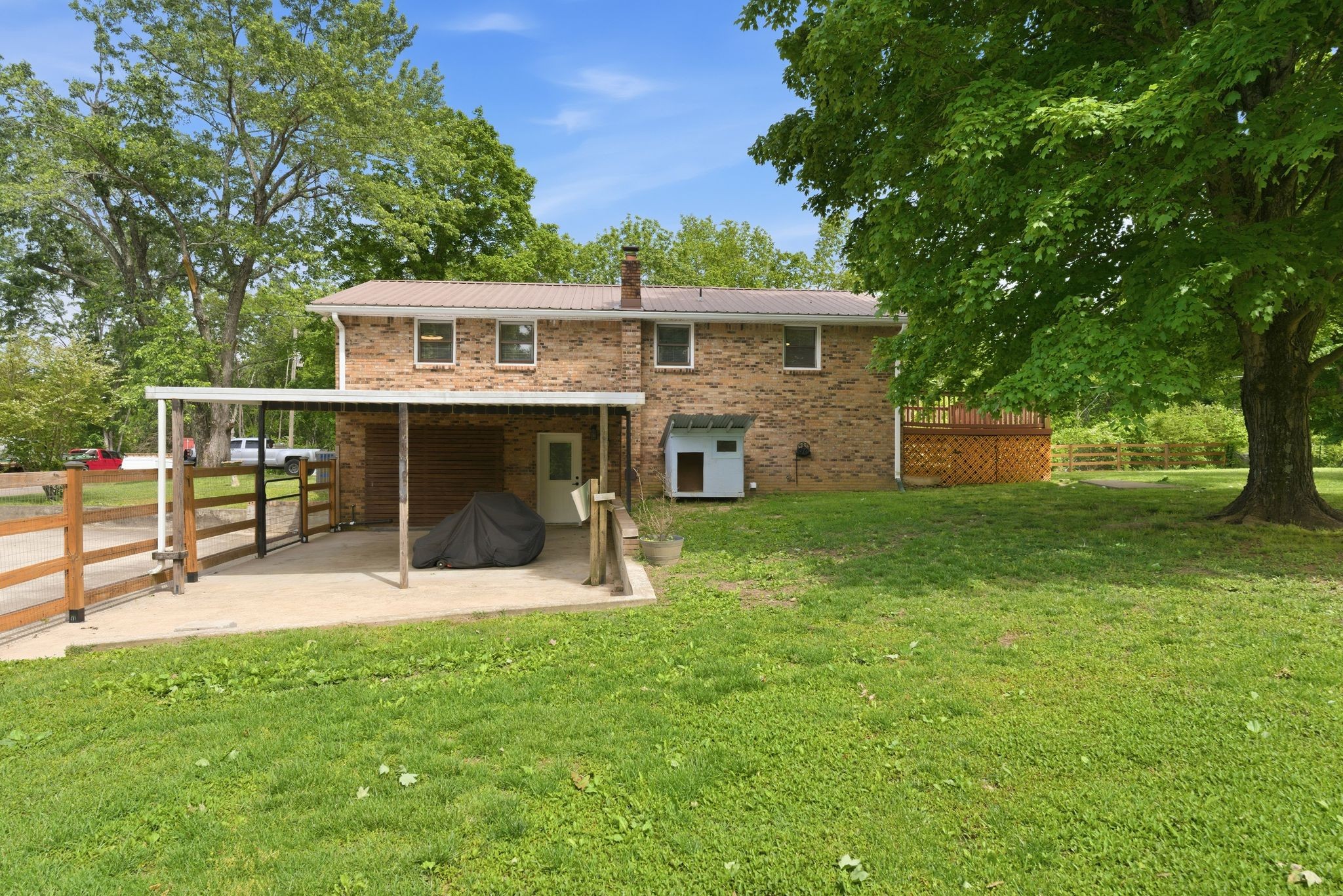 10143 Black Street Lyles TN 37098