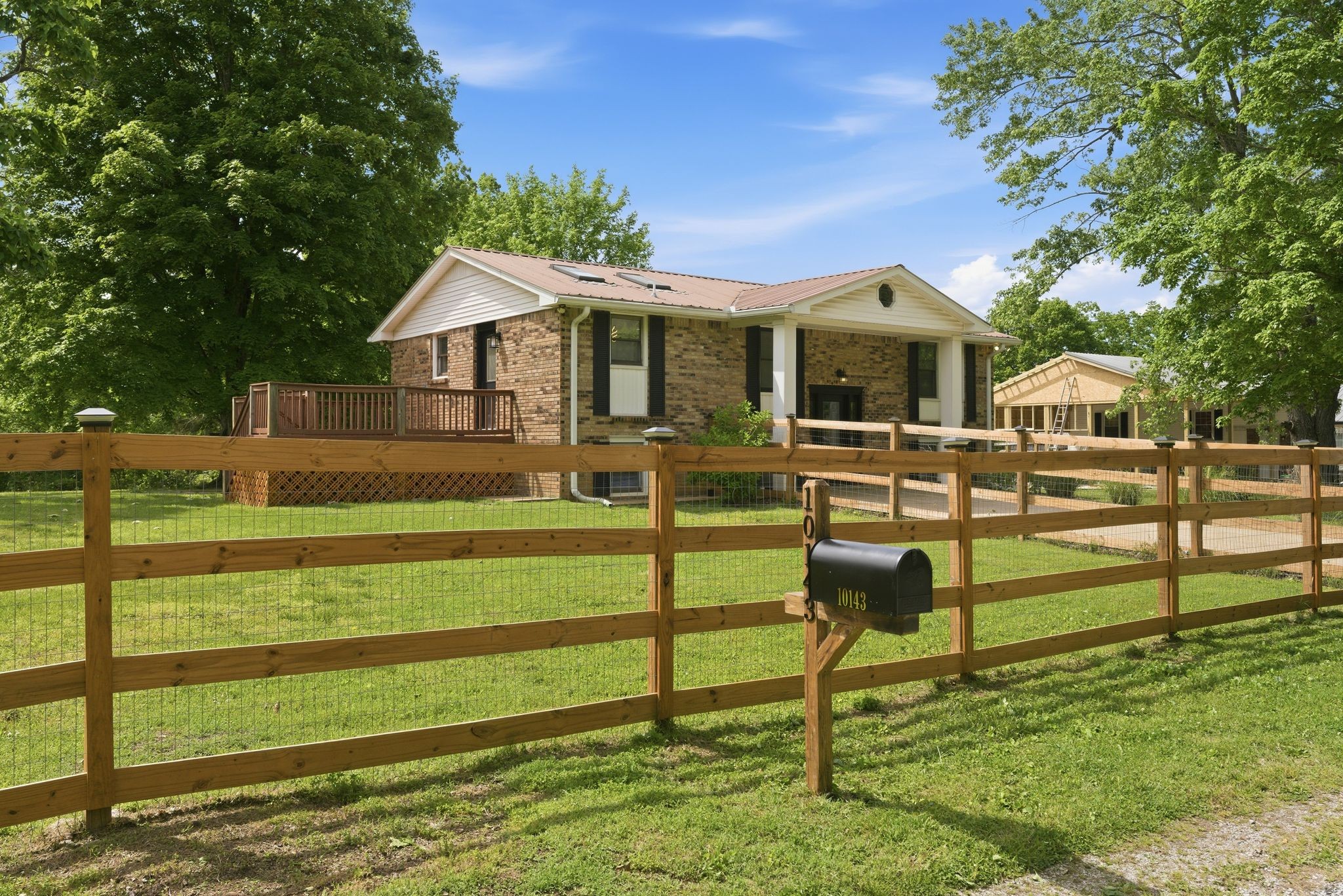 10143 Black Street Lyles TN 37098