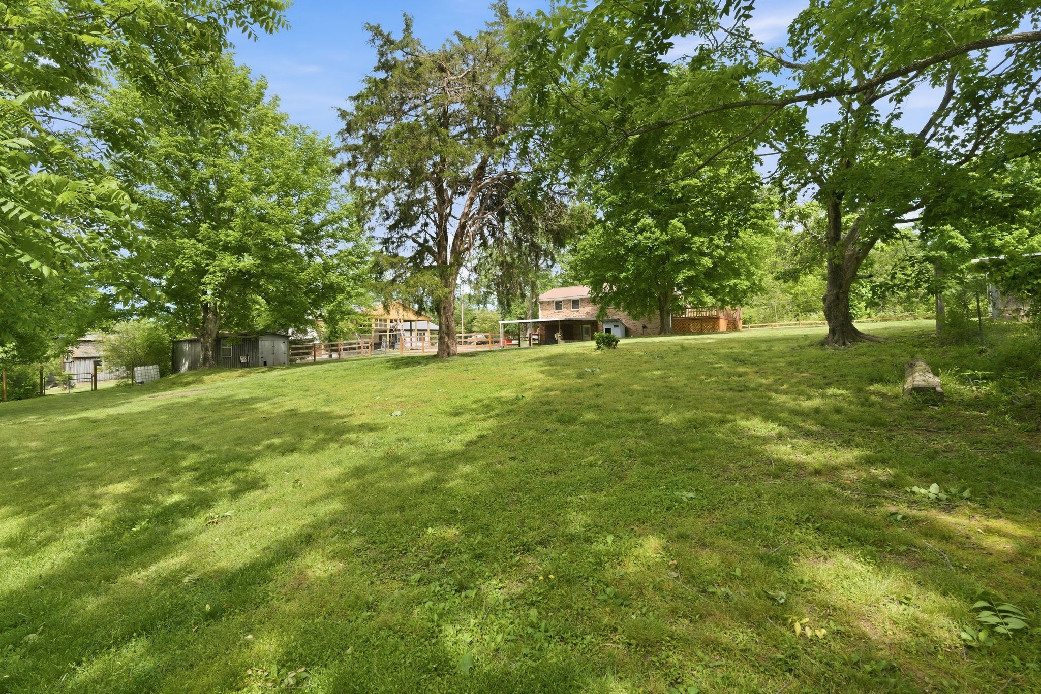 10143 Black Street Lyles TN 37098