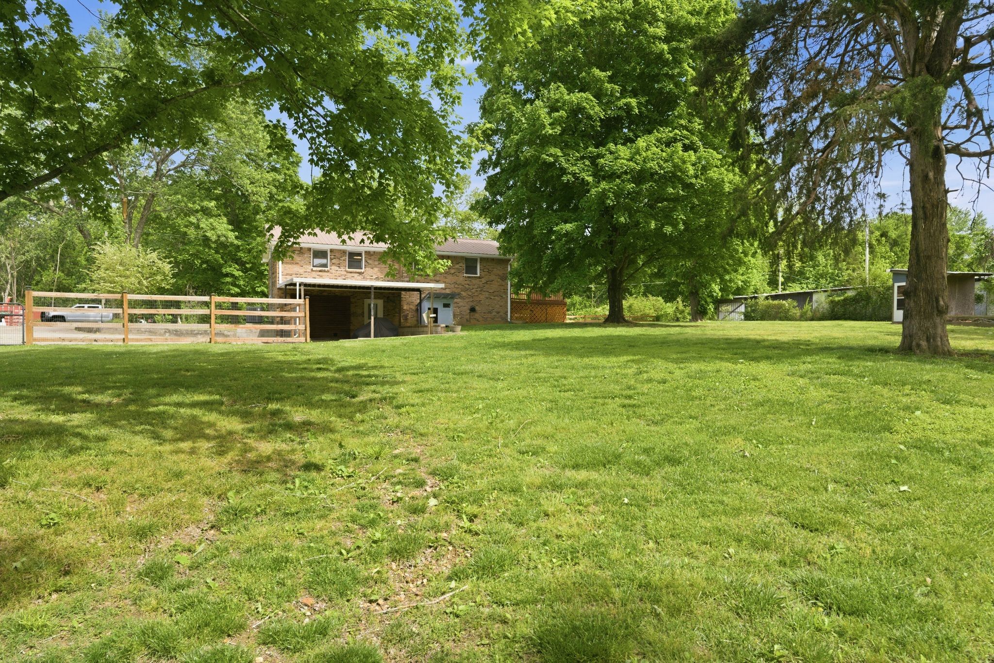 10143 Black Street Lyles TN 37098