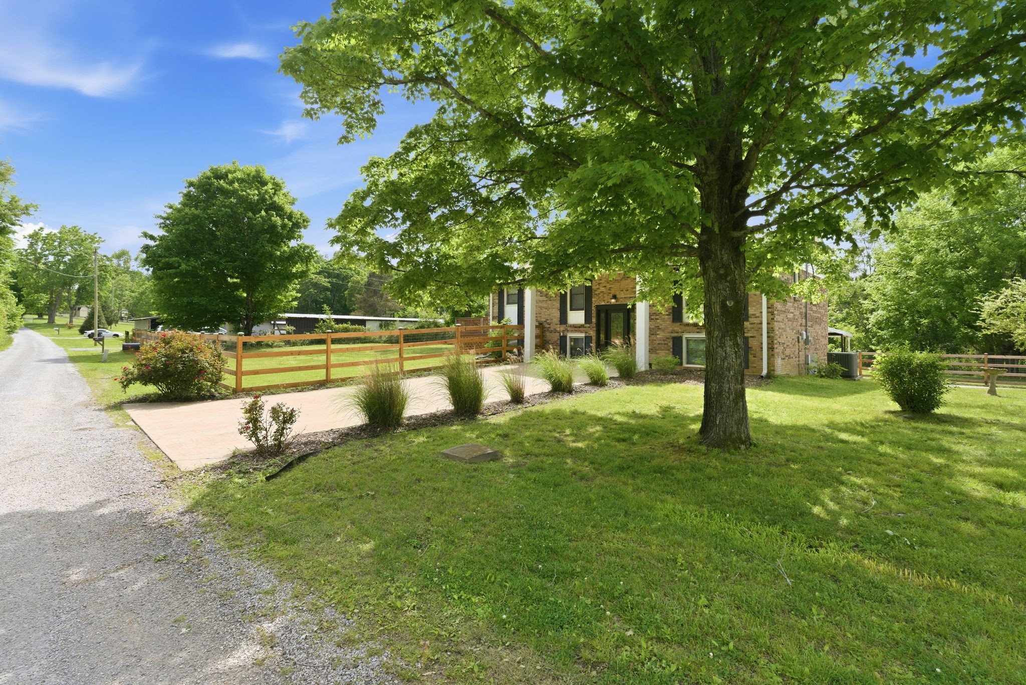 10143 Black Street Lyles TN 37098