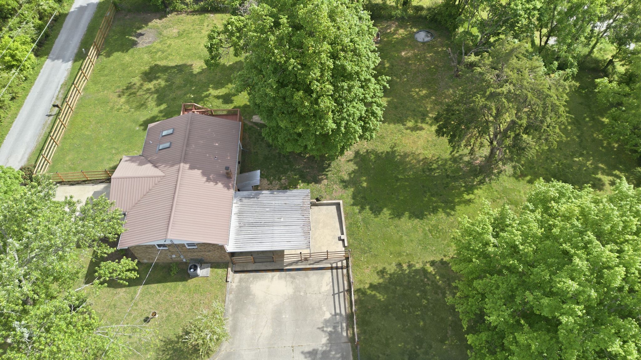 10143 Black Street Lyles TN 37098