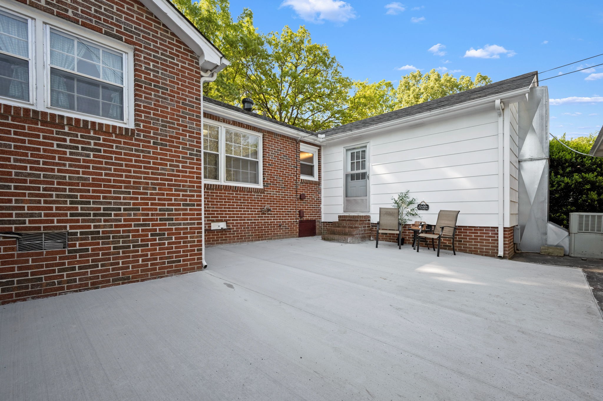 400 Edgewood Drive Tullahoma TN 37388