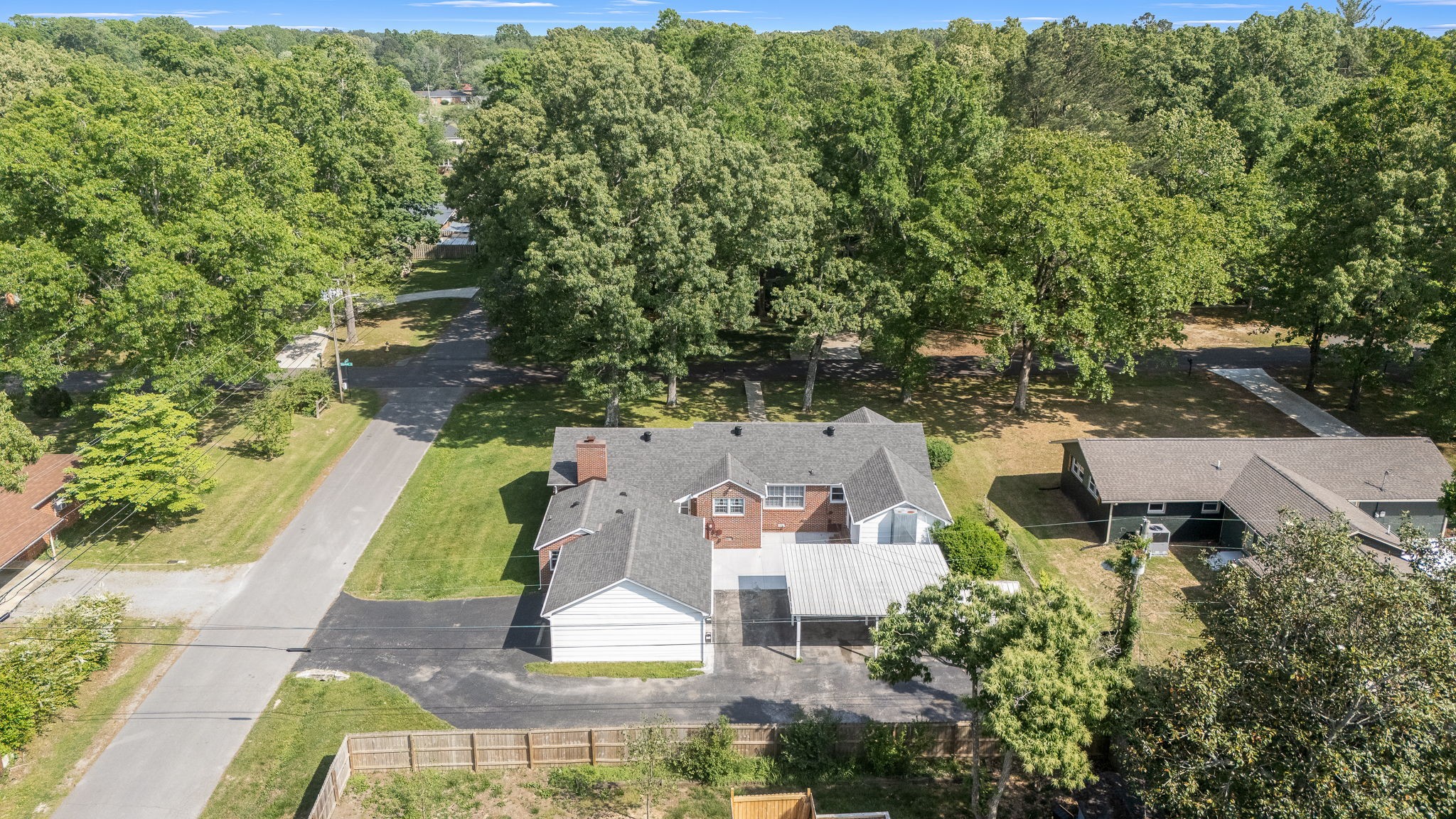 400 Edgewood Drive Tullahoma TN 37388