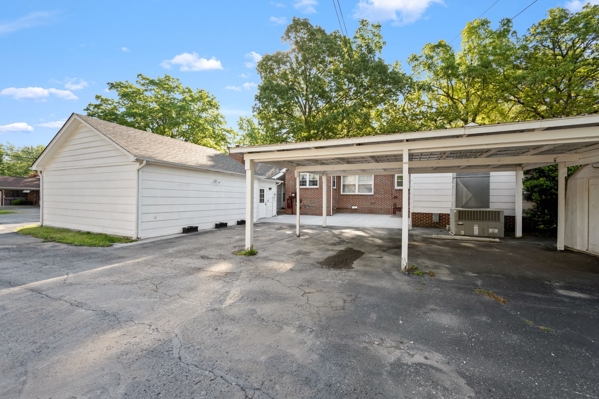 400 Edgewood Drive Tullahoma TN 37388