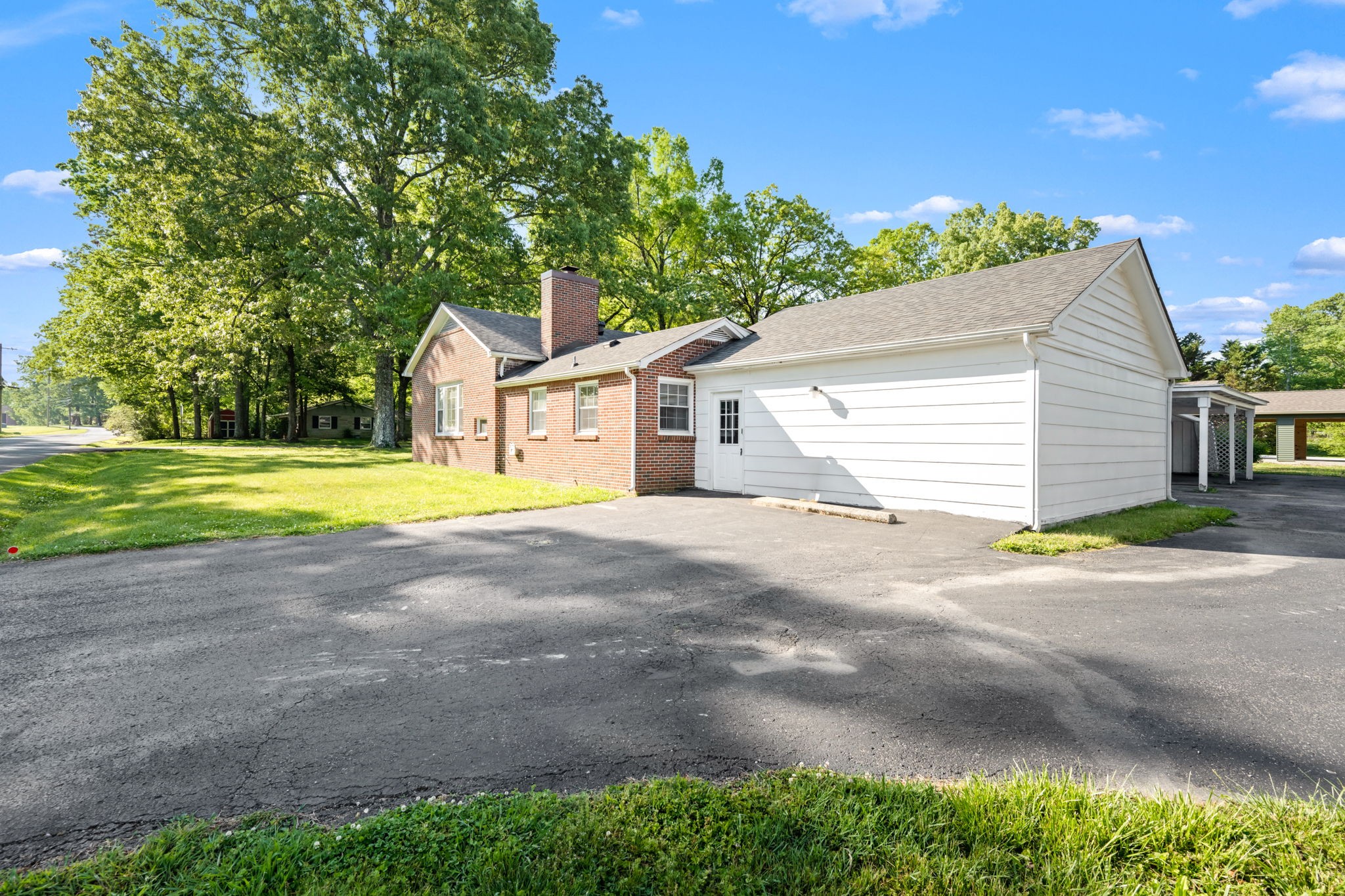400 Edgewood Drive Tullahoma TN 37388