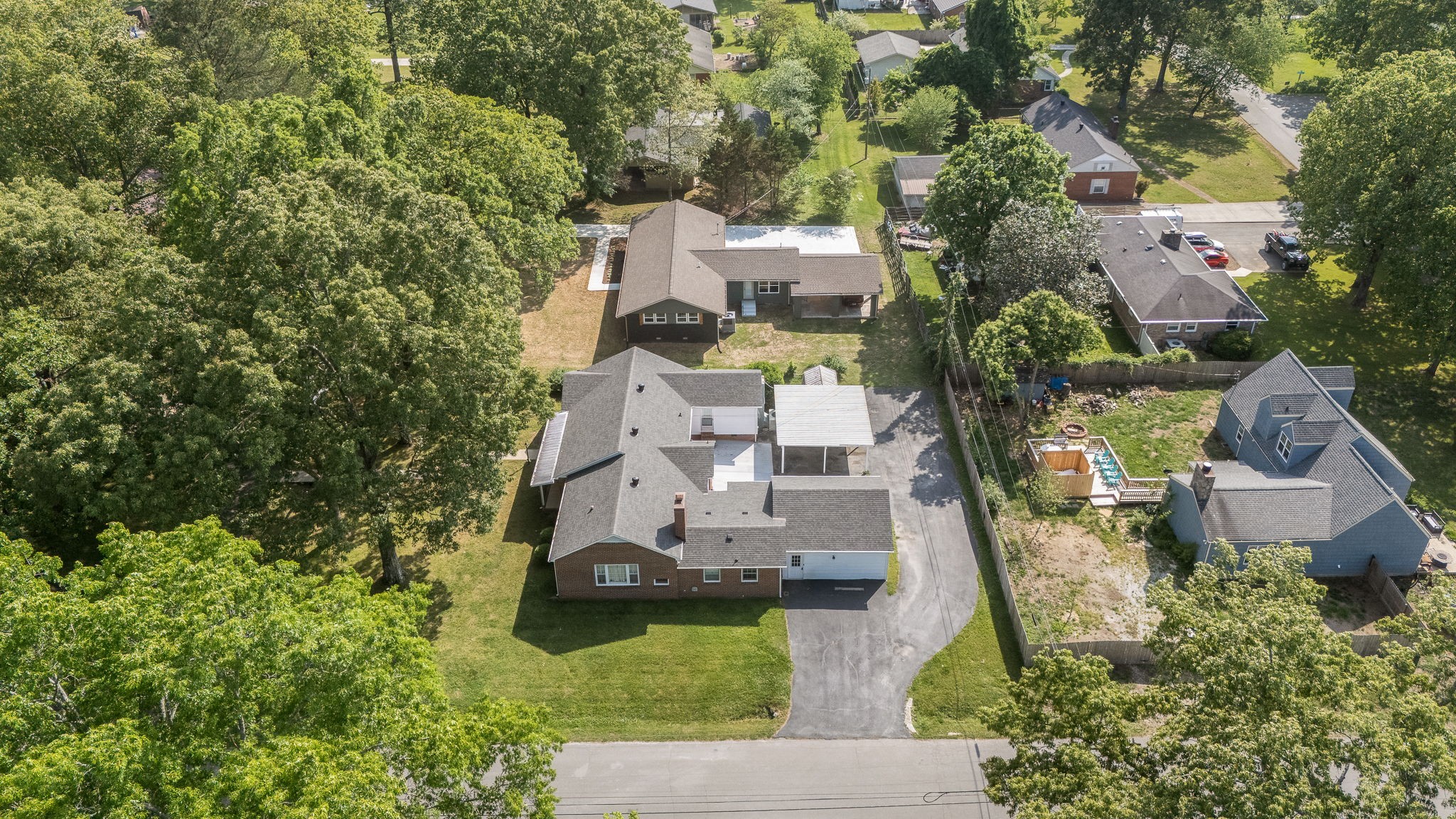 400 Edgewood Drive Tullahoma TN 37388