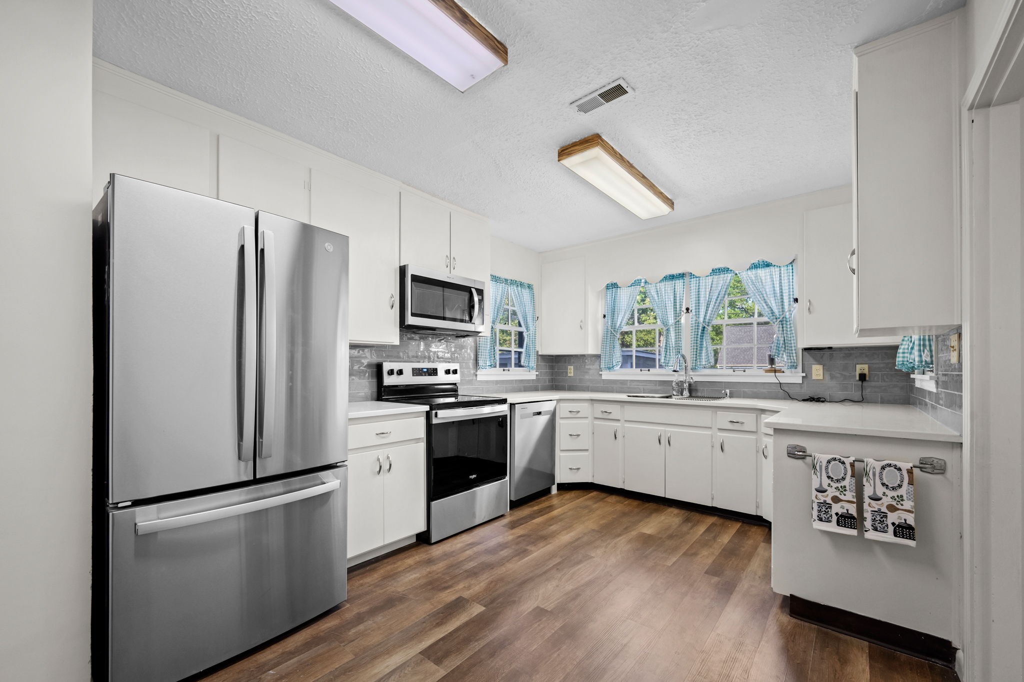 400 Edgewood Drive Tullahoma TN 37388