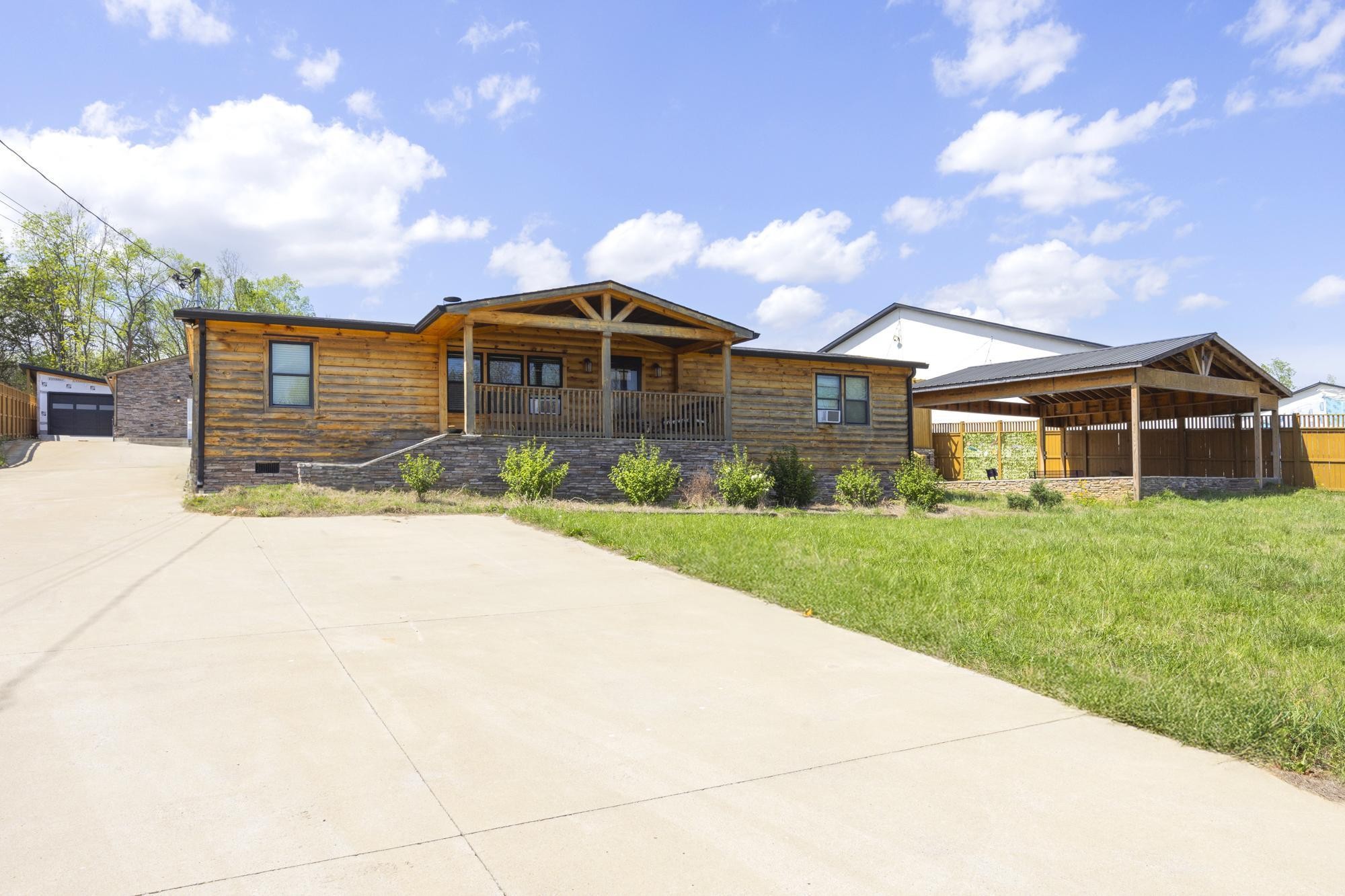 2060 Old Lebanon Dirt Road Mount Juliet TN 37122