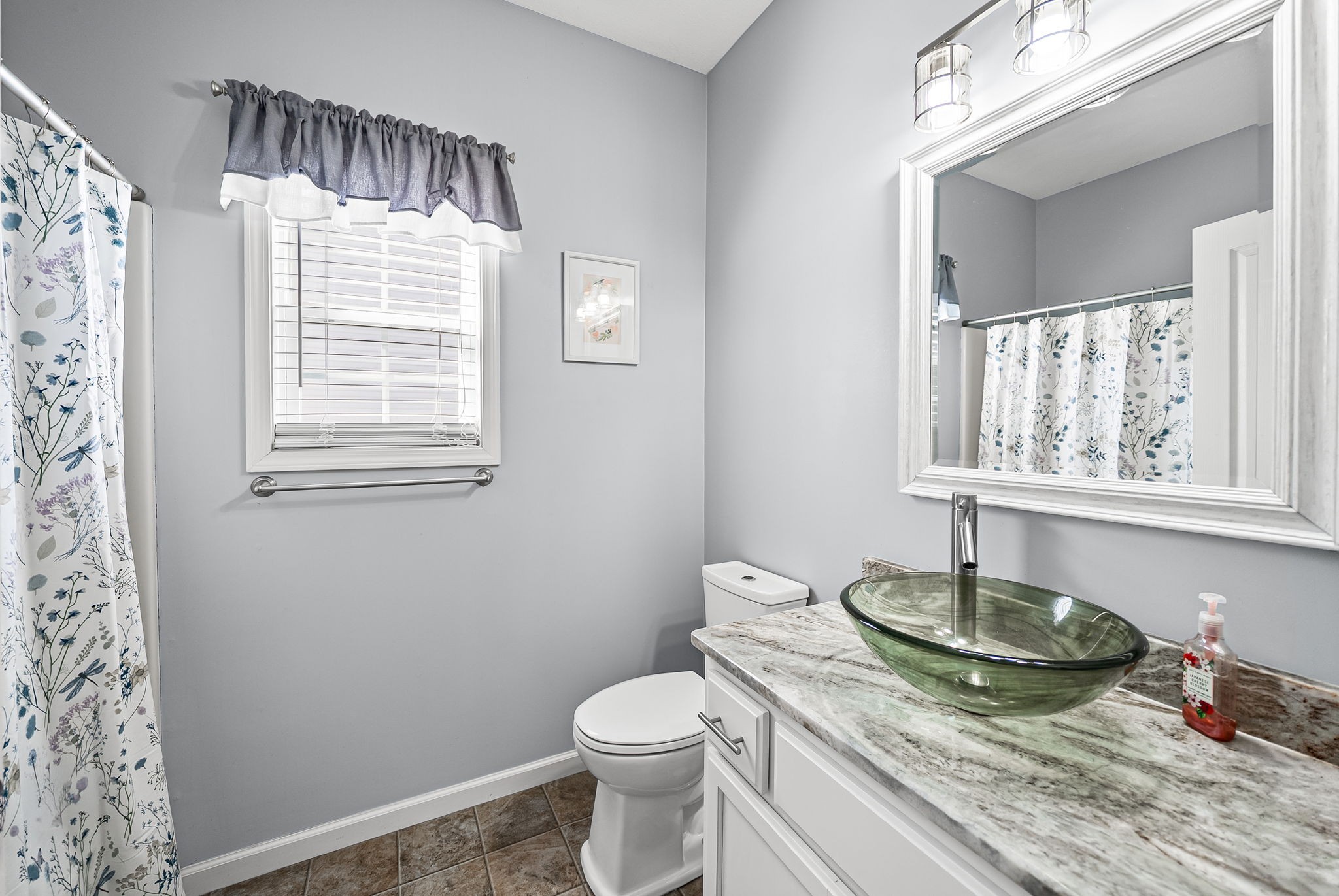 1616 Apache Way Clarksville TN 37042