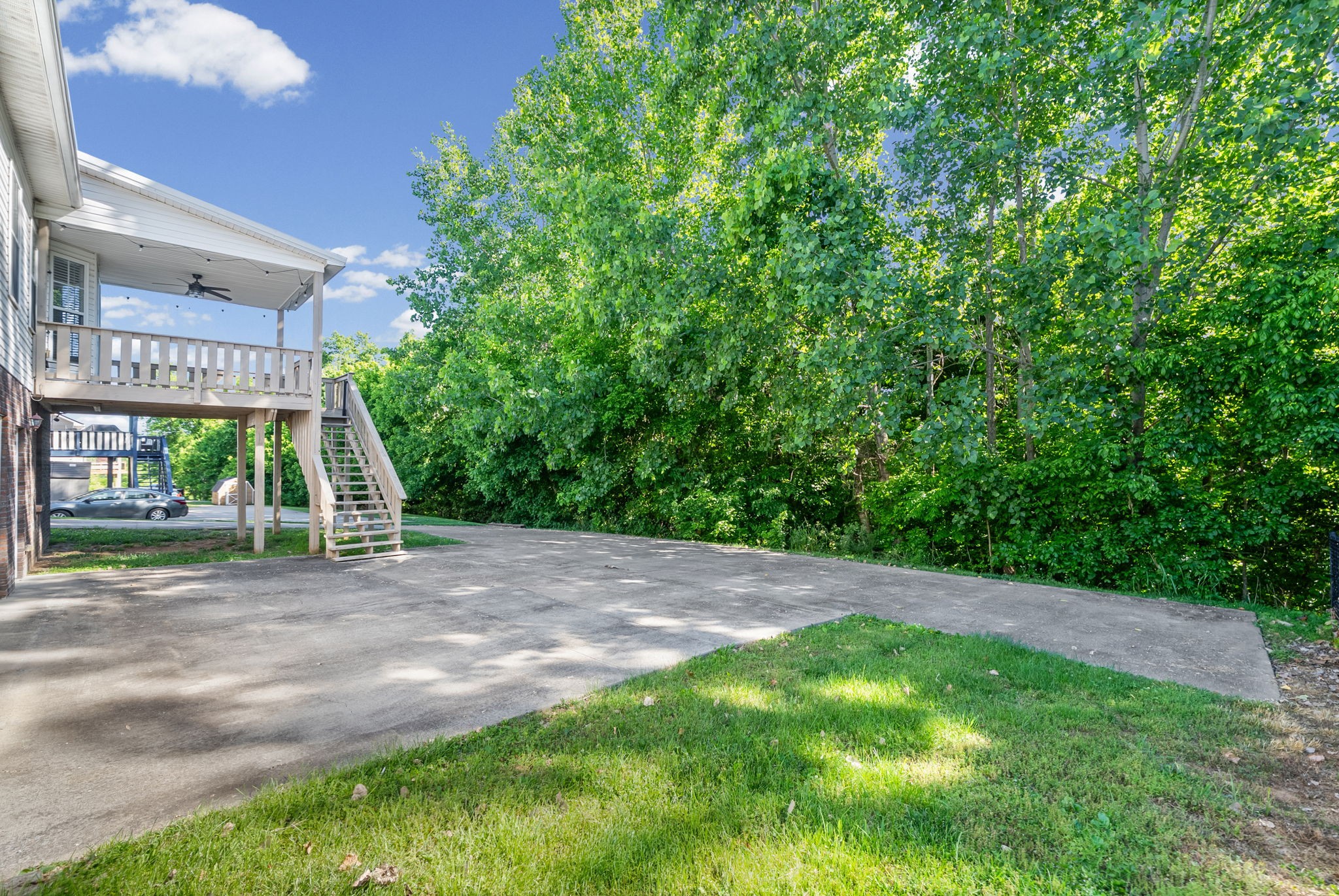 1616 Apache Way Clarksville TN 37042