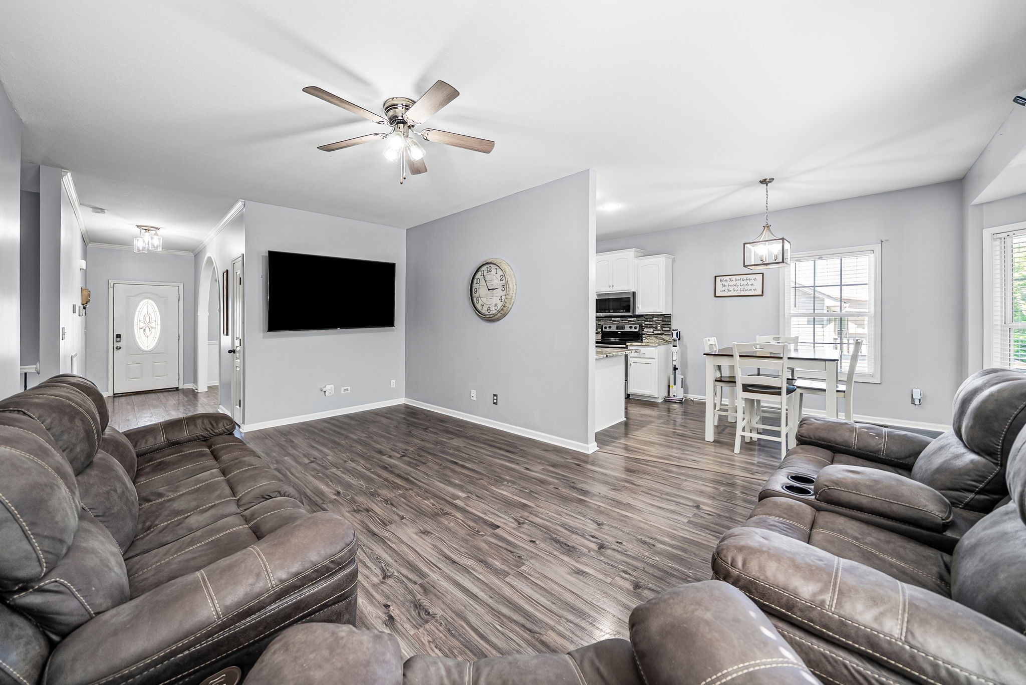 1616 Apache Way Clarksville TN 37042