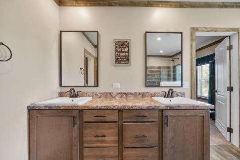 164 Meredith Lane Guthrie KY 42234