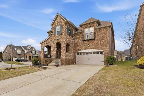 688 Fall Creek Circle Goodlettsville TN 37072