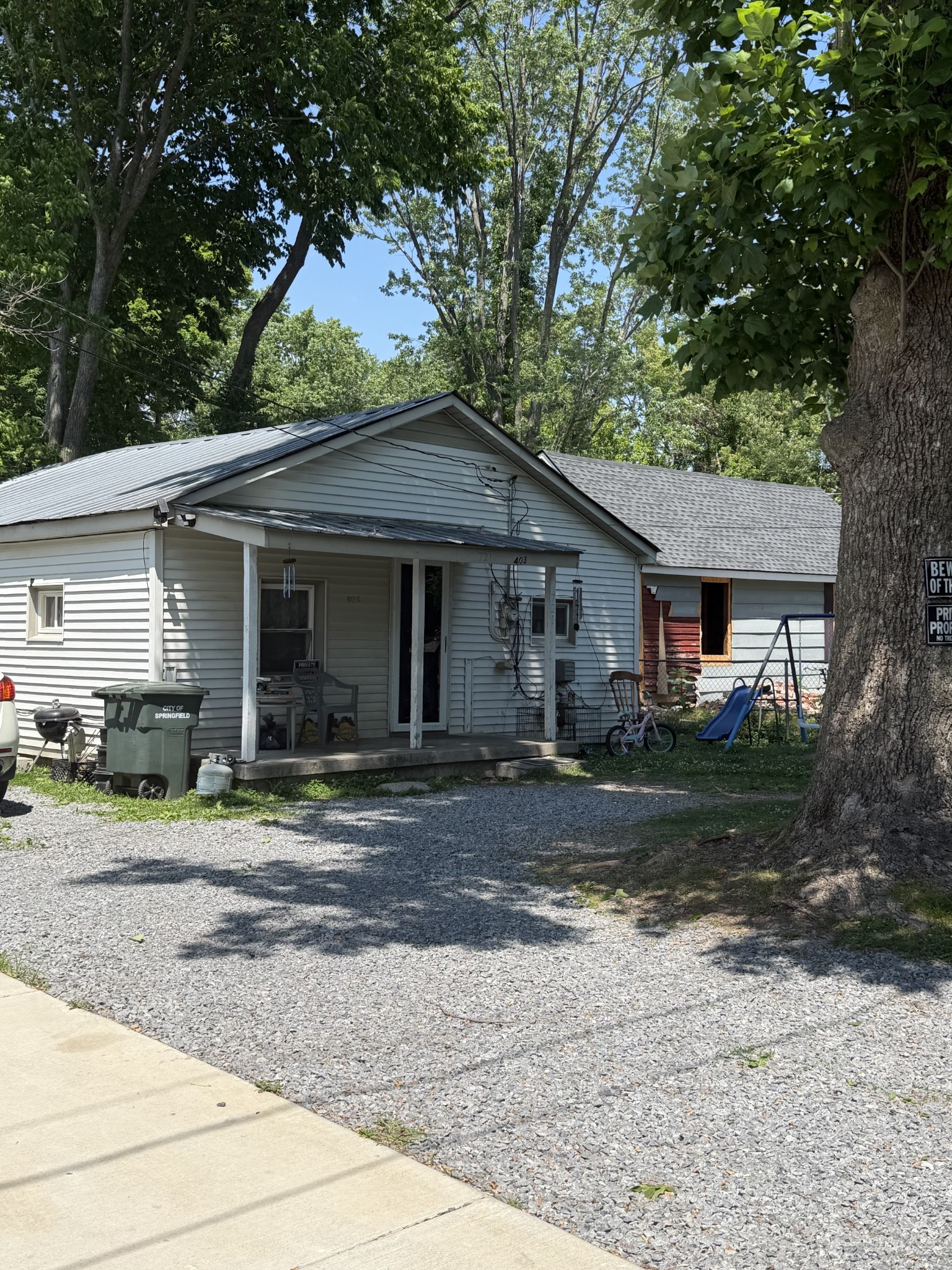 721 17th Ave, W Springfield TN 37172