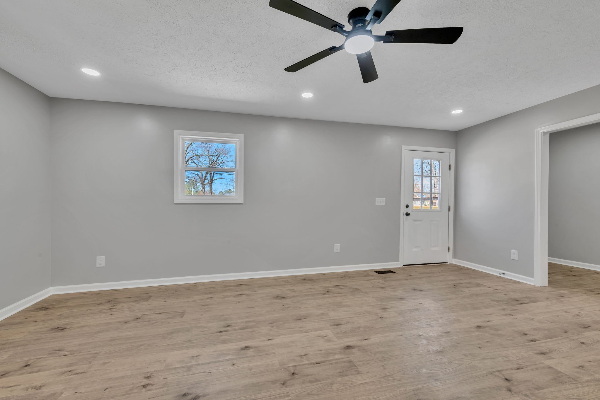 435 Carman Avenue New Johnsonville TN 37134