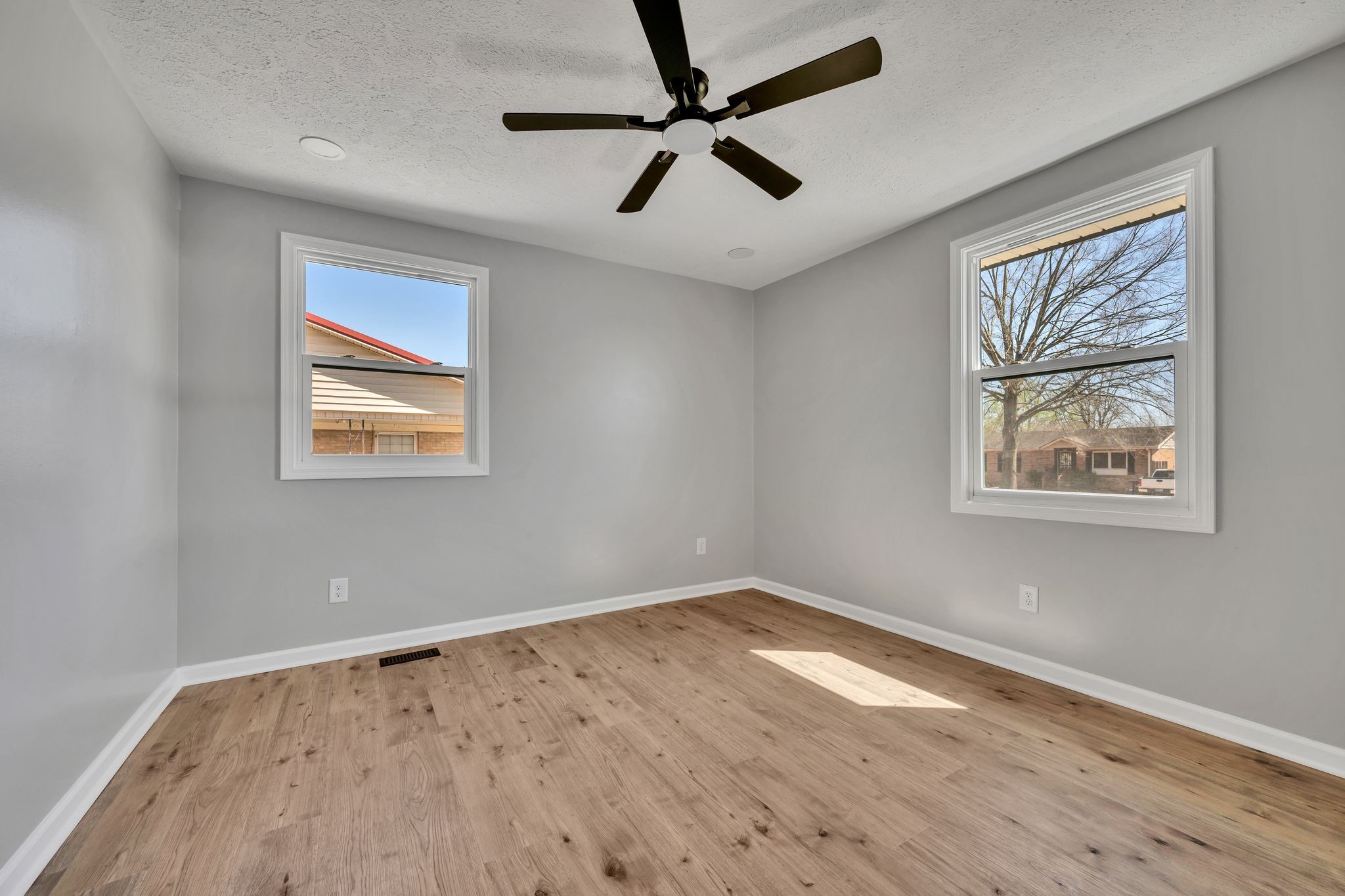 435 Carman Avenue New Johnsonville TN 37134