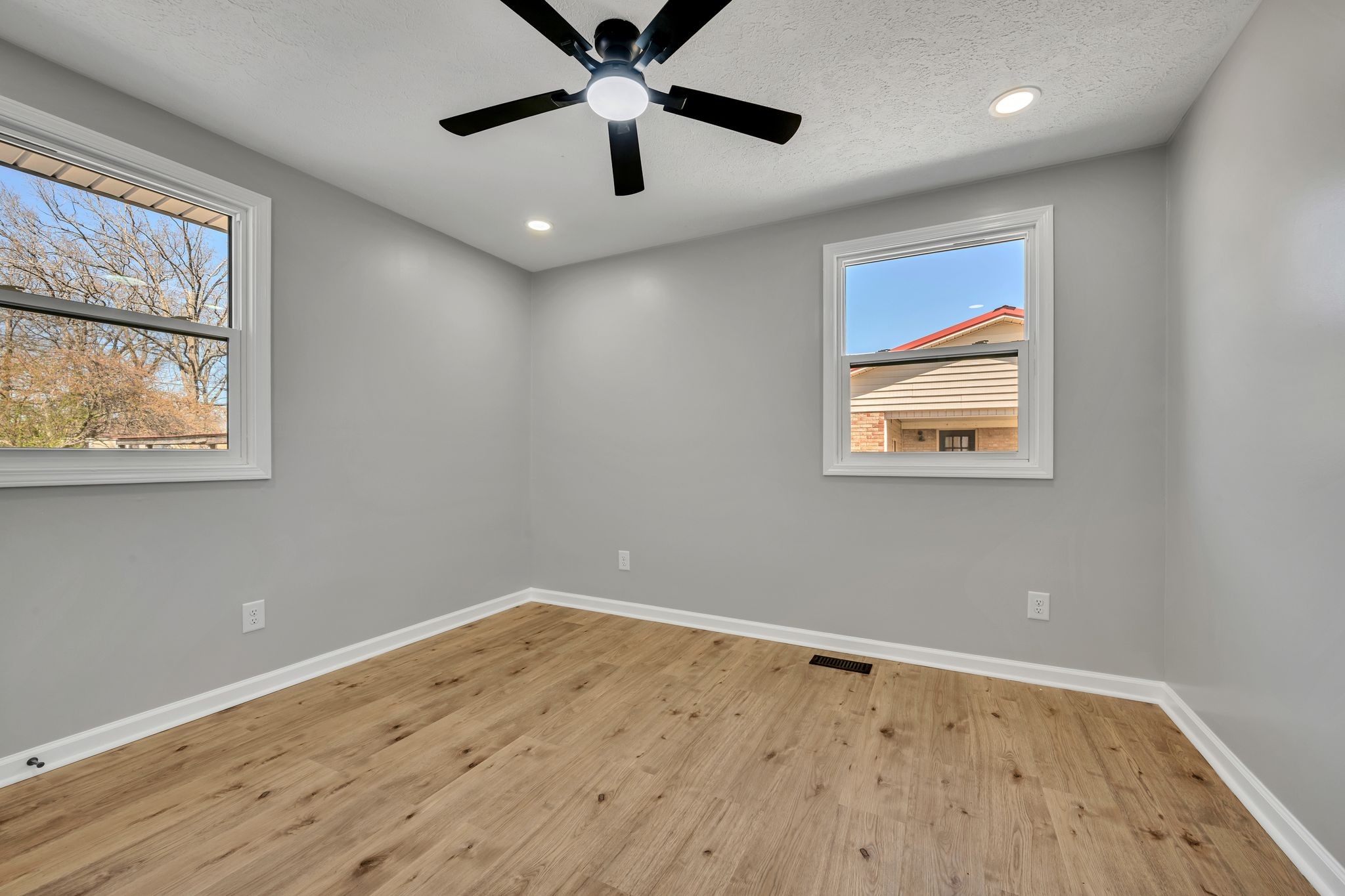 435 Carman Avenue New Johnsonville TN 37134