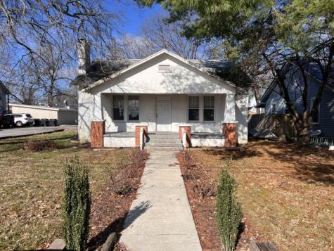 405 E Lauderdale Street Tullahoma TN 37388