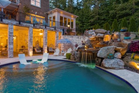 6803 Silver Cloud Cove Ooltewah TN 37363