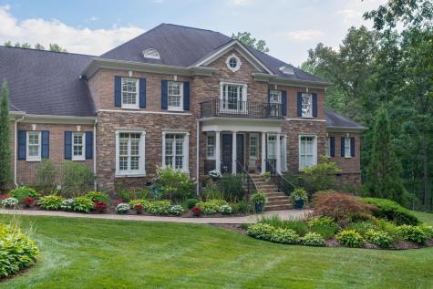 6803 Silver Cloud Cove Ooltewah TN 37363