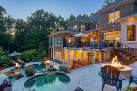 6803 Silver Cloud Cove Ooltewah TN 37363