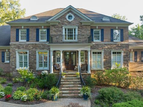 6803 Silver Cloud Cove Ooltewah TN 37363