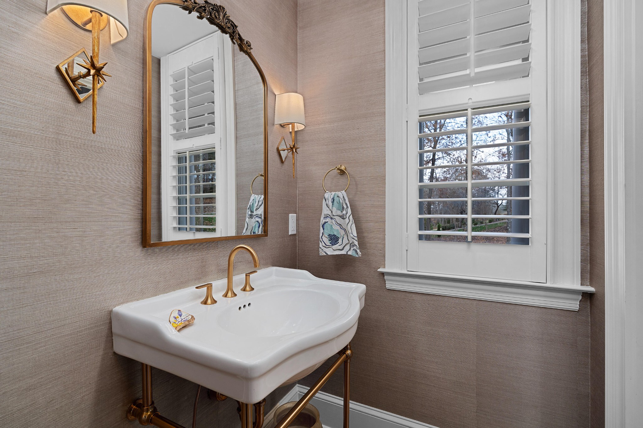 6803 Silver Cloud Cove Ooltewah TN 37363